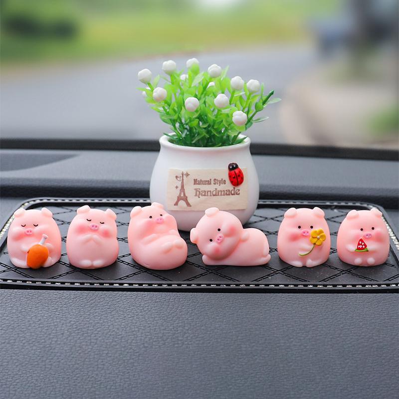 Mini Piggy Decorations Car Dashboard Cute Cartoon Piggy Ornaments Desktop Kawaii Toy DIY Animal Doll Accessories Car Interior