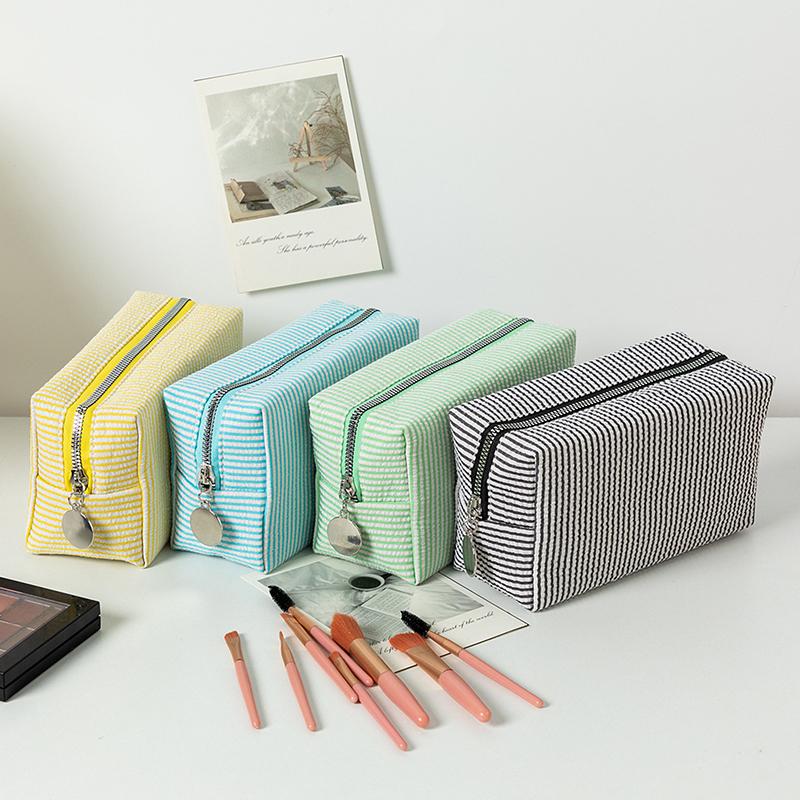 Fresh Simple Striped Cosmetic Bag Large Capacity Makeup Bag Pencil Case Travel Toiletries Bags Toiletry Storage Pouch