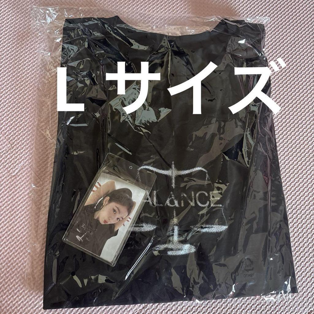 [USED] Irene Seoul Concert BALANCE T-shirt with trading card