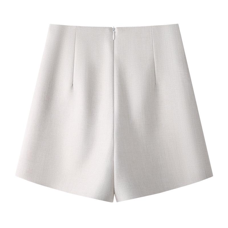Women's White A-Line Suit Shorts: 2025 Spring Collection, Loose, Wide-Leg, Slimming Casual Four-Point Pants