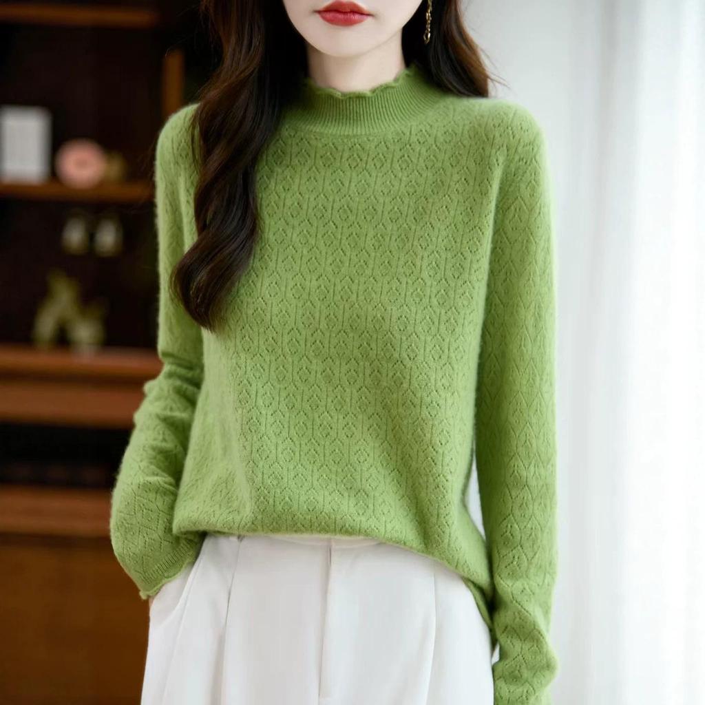 Women's Hollow-Out Seamless Wool Sweater: 100% Pure Wool High-Neck Pullover, Warm Soft Knitwear for Autumn and Winter.