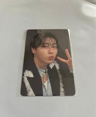 [USADO] Cartão colecionável Straykids Hollow Han bônus Rakuten Books