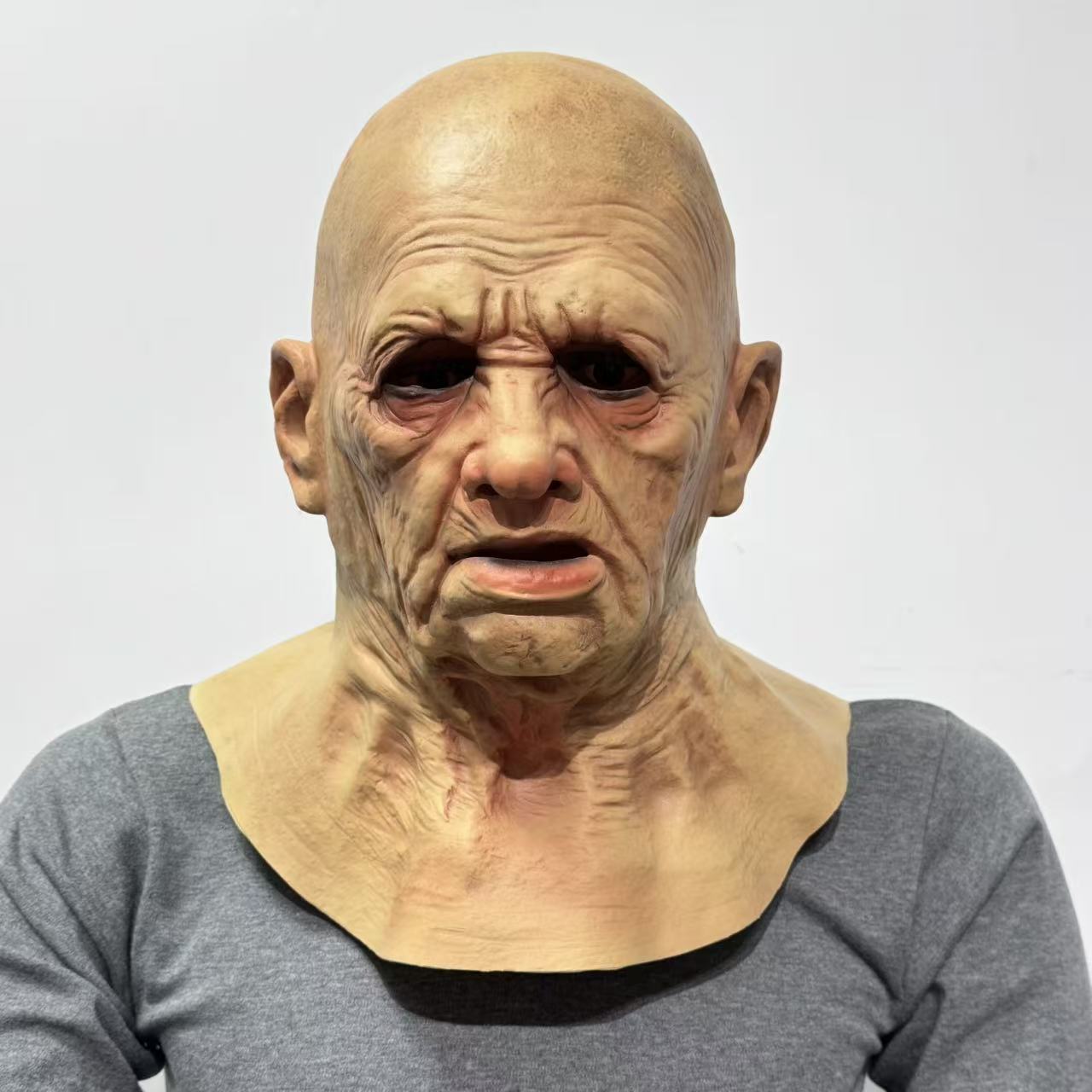 

Латексная маска лысого старика с кривым ртом Adult One Size бежевый