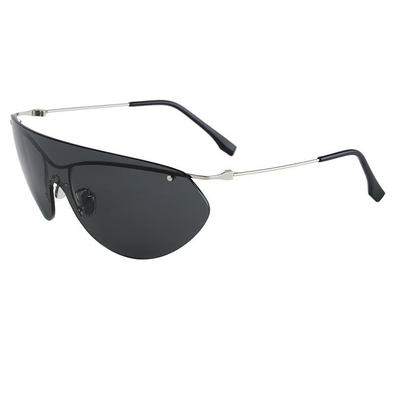 New Style Woman Sun Glasses Fashion  Stylish Wind Proof Men Sunglasses Hiking Bicycling Women Glasses