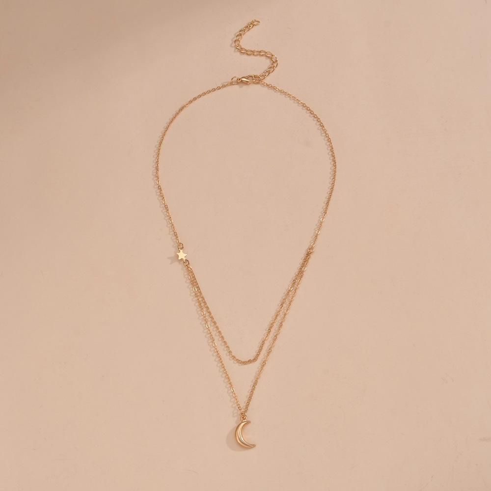 Personalized ins wind source, moon pendant, female double-layer necklace, stacked neck chain, collarbone chain.