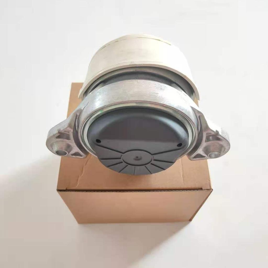 Mercedes-Benz W204/C204/C207 Engine Mount Pad (2042405617)