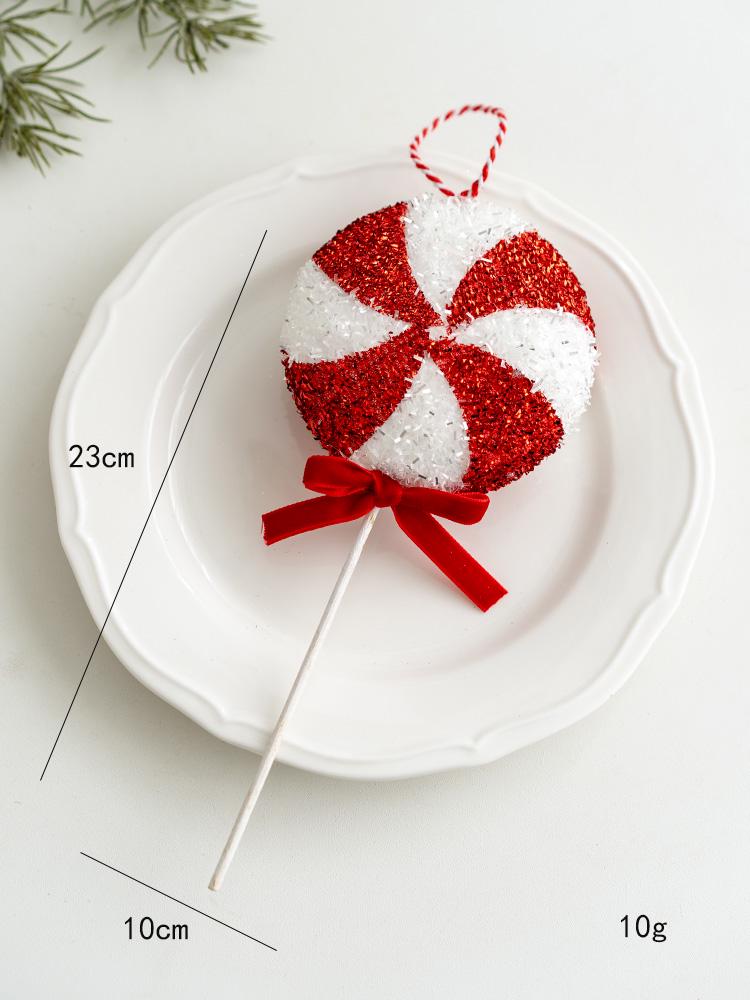 Kırmızı ve Beyaz Noel Süsü Seti: Toplar, Şeker Bastonları ve Lolipoplar