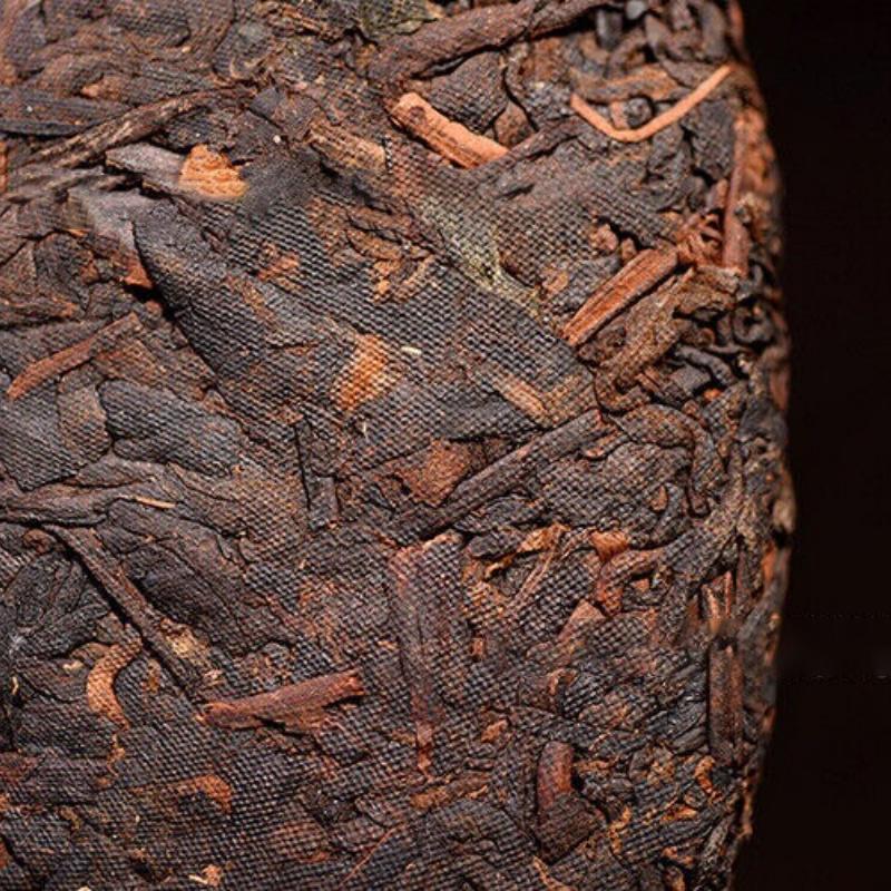 Menghai Glutinous Rice Fragrant Qizi Ripe Pu'er Tea Cooked Tea Cake 357g