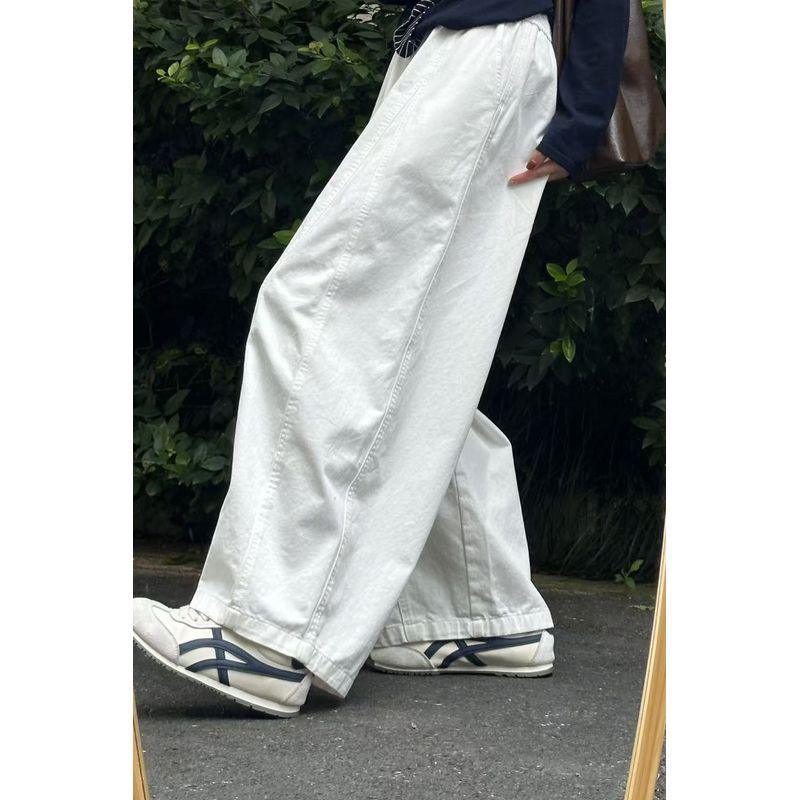 

White Wide-Leg Pants with a Stylish Cut, Balloon-Style, Plus-Size, Loose Fit, Slimming, Korean Style, Casual Vibe White S [Recommendation 42.5-47.5kg]