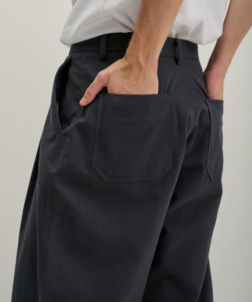 GNOK Cotton Double-Pleated Wide Pants [Charcoal]