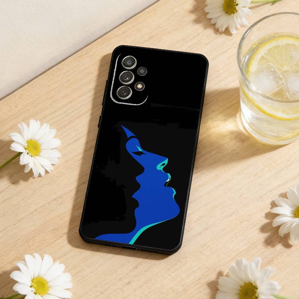 Elegant Line Silhouettes Phone Case For Samsung S26,S25,S24,S21,S22,S23,S30,Ultra,S20,Plus,Soft Black Shell