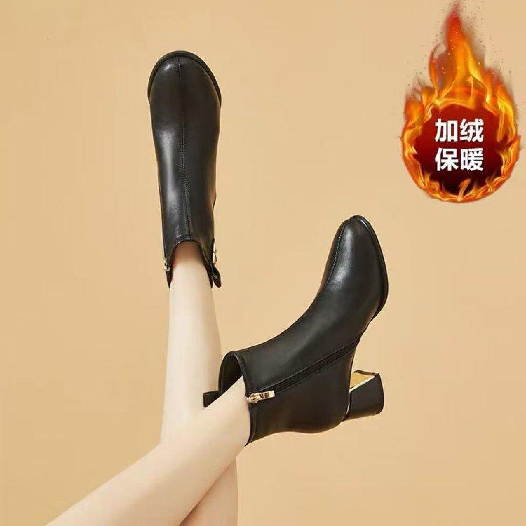 French thick heel thin boots 2025 autumn and winter new short leather single boots soft leather small short boots women's medium high heel Martin boot