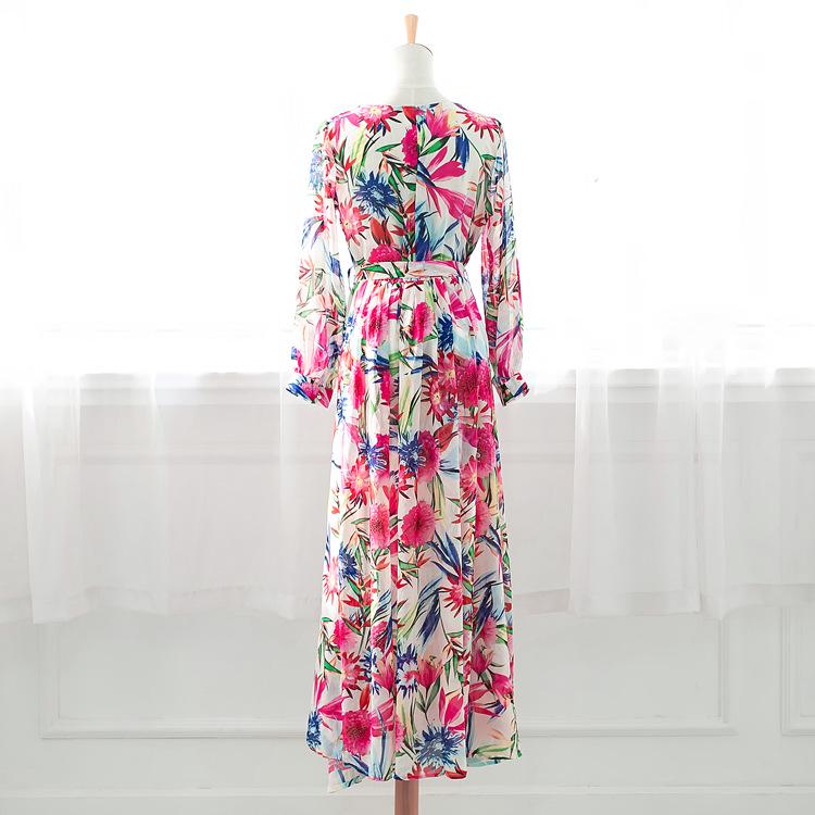 Dámské letní šifonové šaty s výstřihem do V a lucernovými rukávy se zeleným listovým vzorem