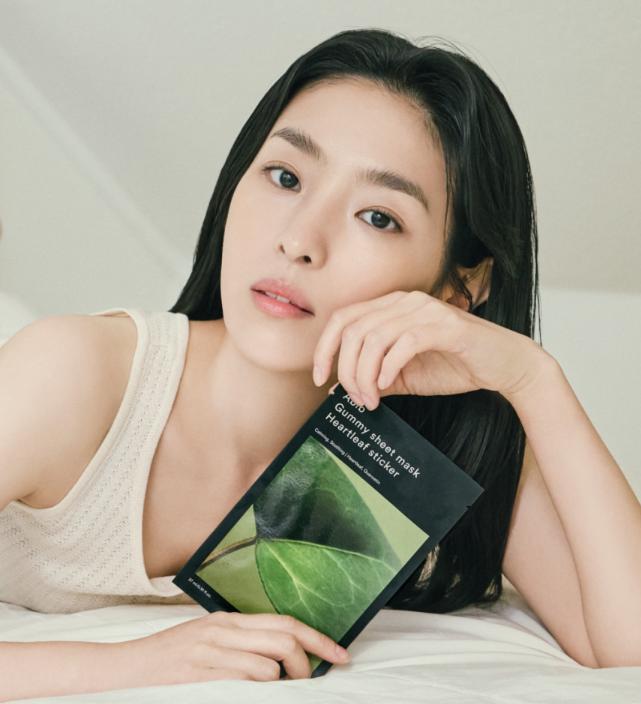 Soothing Heartleaf Sticker Mask for Calming & Hydration