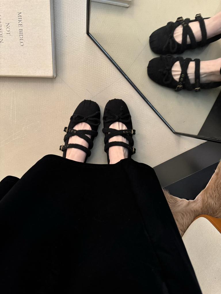 Retro Ballet Style Cross Buckle with Flat Mary Jane Shoes Women's Shoes 2025 New Autumn and Winter Maillard Single Shoes
