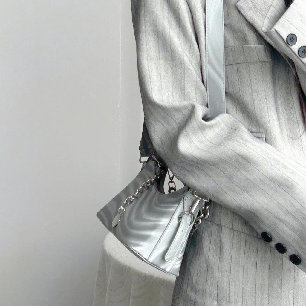High-end Fashionable Silver Small Bag for Women 2024 New Versatile Chain Shoulder Underarm Bag Crossbody Bag Trendy