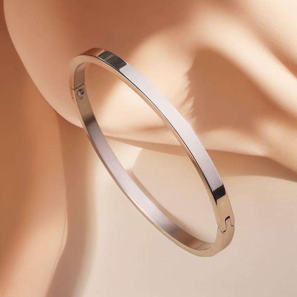 Bracelet Girls Niche Titanium Steel Jewelry Premium Sense Ins Wind Nail Opening Jewelry