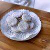 The Baker Celebrations White Round paper Lace Table Doilies 4 5 6 8 10 and 12 inches Assorted Sizes (Variety pack of 120-20 of each)