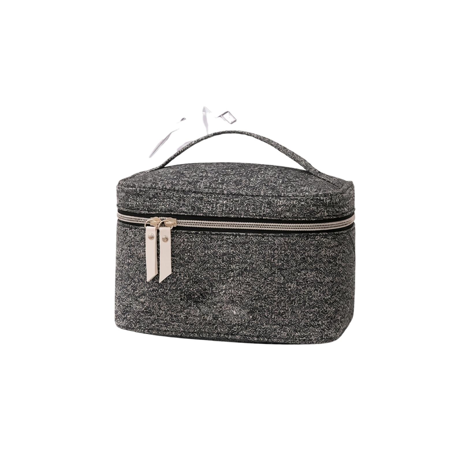 

Portable Travel Makeup Bag Organizer Large Capacity Cosmetic Storage Case with Handle Double Zipper Closure for Toiletries and Accessories one size чорний