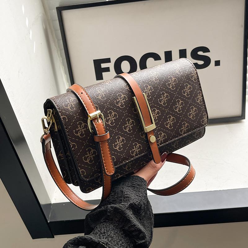 New Women's Bag Fashion Handbag Small Square Bag Popular Foreign Style Niche Women's Shoulder Bag Messenger Bag Underarm Bag