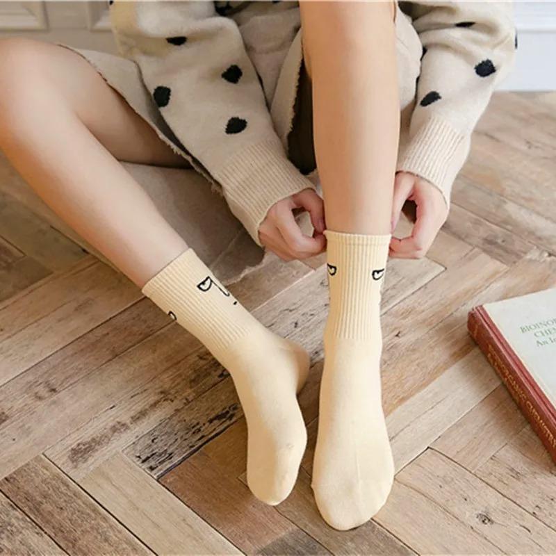 3 Paar Socken Damensocken Wadensocken Koreanische Socken mit schrulligem Ausdruck Cartoon-Trendsocken im College-Stil