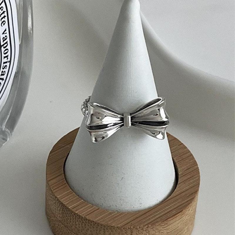 Y2K Vintage Flower Bowknot Open Ring for Women Metal Style Hollow Petals Silver Color Trendy Finger Accessories Fashion Jewelry