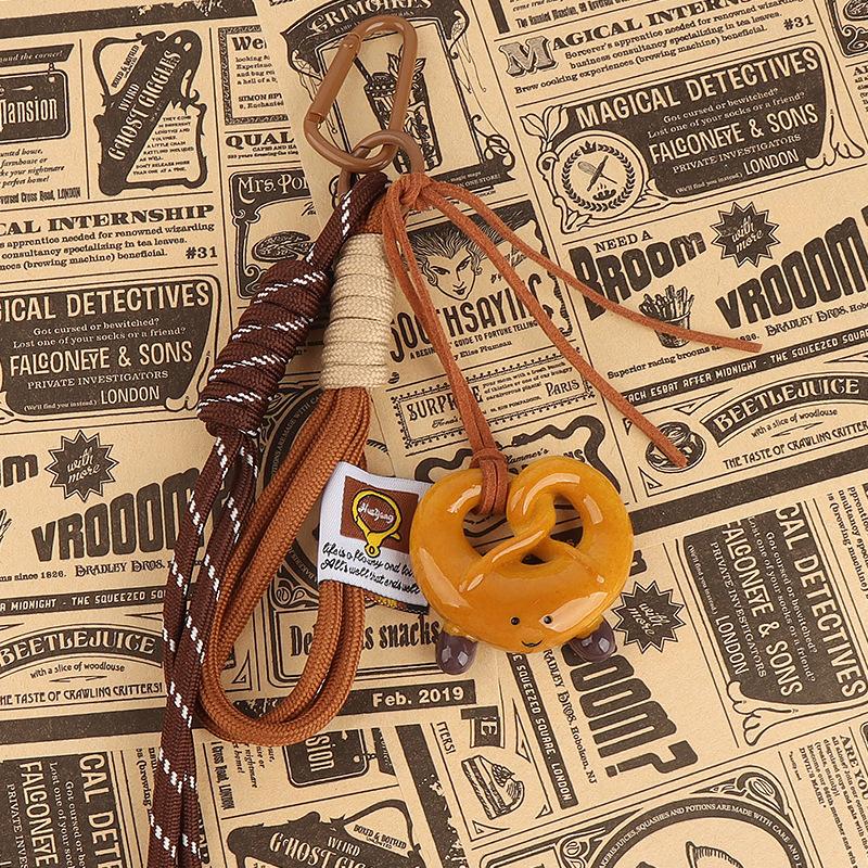 INS-стиль Серия Miu Щелочная вода Сумка для хлеба - Милый шоколадный кулон Ювелирный брелок коричневый