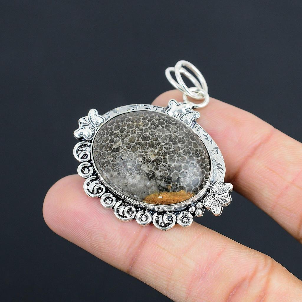 Daughters Day Deal Sterling Silver Oval Stingray Coral Stone New Pendant Jewelry