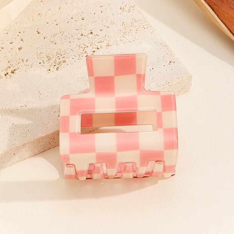 Versatile Checkered Square Claw Clip: High-End Sweet Hair Accessory for Women