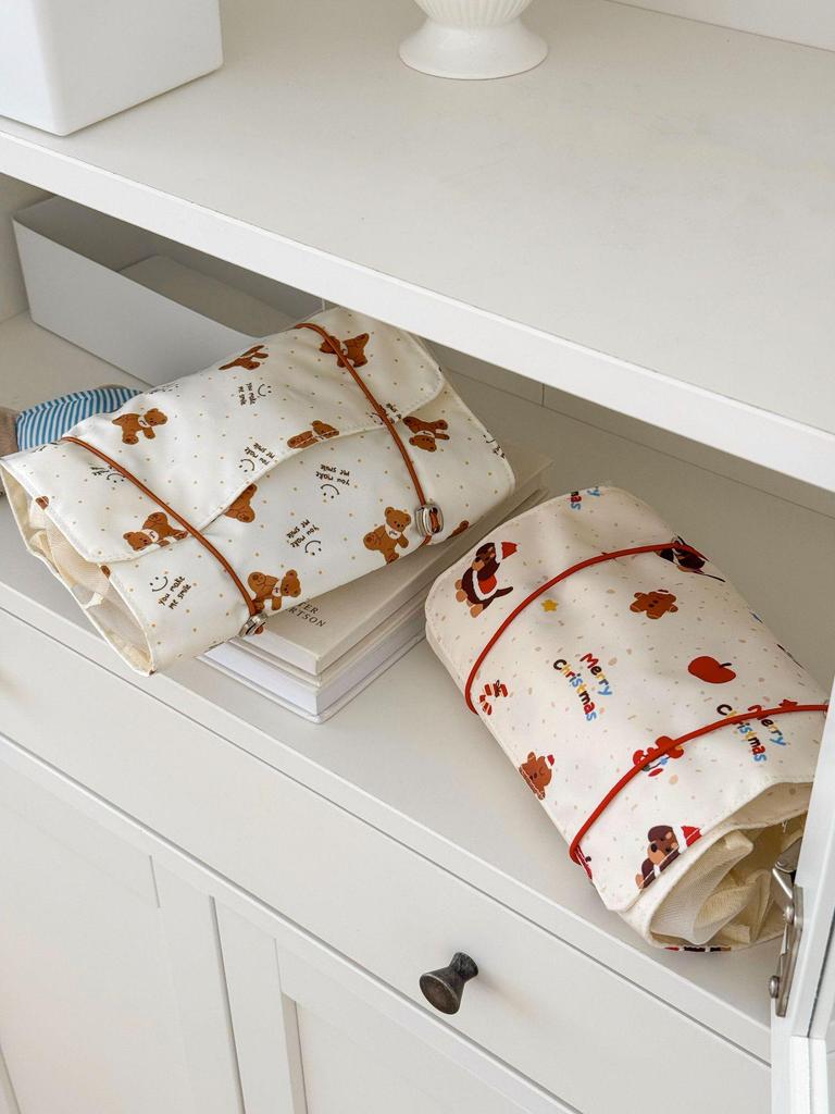 Adorable Bear Cosmetic Travel Bag: Compact, Large-Capacity, and Foldable for Students