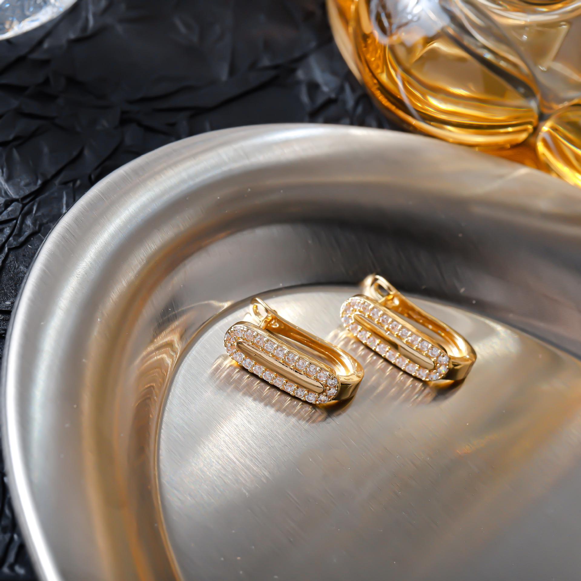 Korean Retro U-Shaped Zircon Ear Cuff Earrings with Hong Kong Style Cold Aesthetic