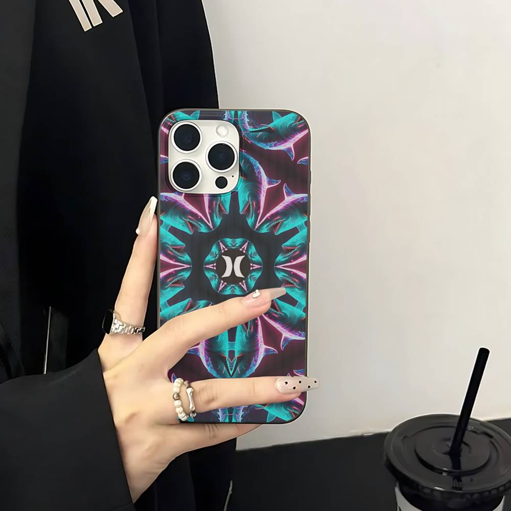 Classic Famous Brand H-HurleyS Logo For IPhone 16 15 14 13 12 11 17 Pro Max Plus Wave Corrugated Phone Case Anti Drop Cover