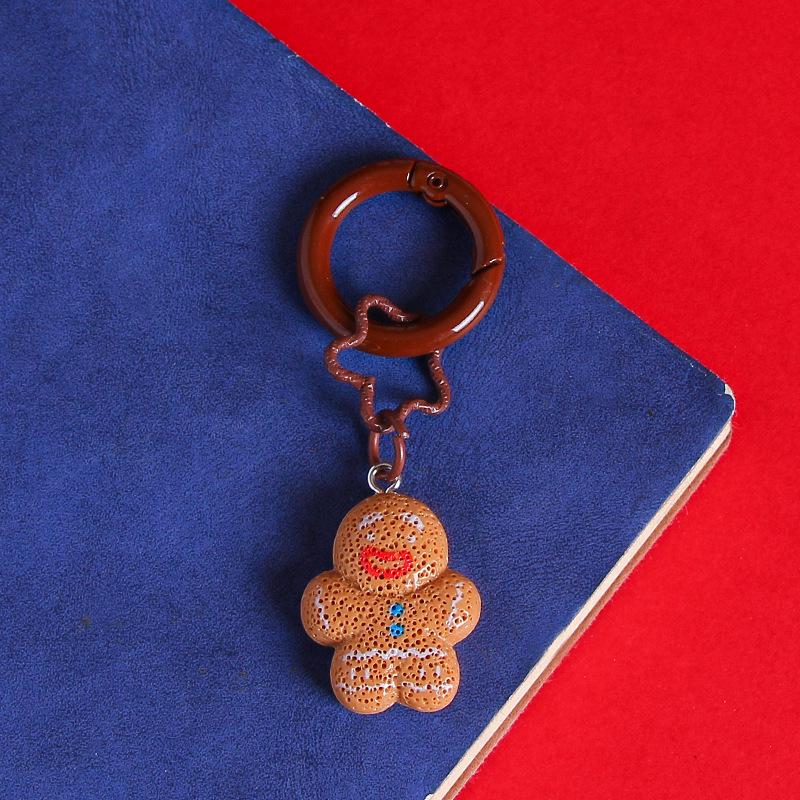 Cartoon Christmas Keychain: Cute Tree, Santa, and Snowman Accessories for Kids' Schoolbag Decoration