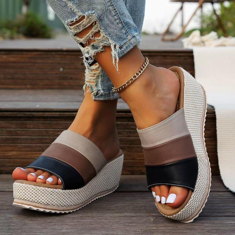Fashion Designer Slippers for Women Summer Open Toe Beach Slippers Fashion Wedge Platform Sandalias High Quality Casual Leather Slippers