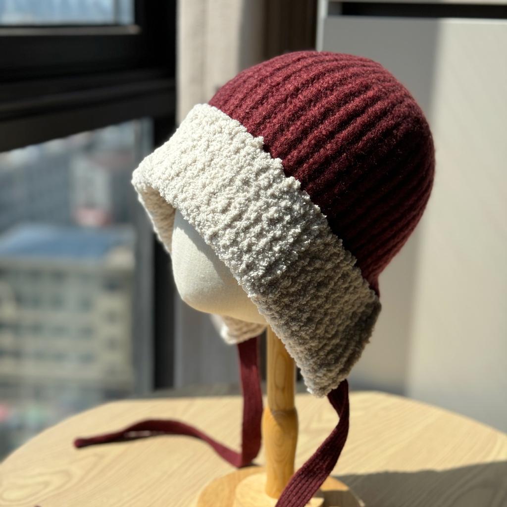 New Hats for Women Autumn and Winter Lamb Hair Ear Protection Plus Velvet Knitted Hat with Face Small Toe Cap Cold Protection Hat