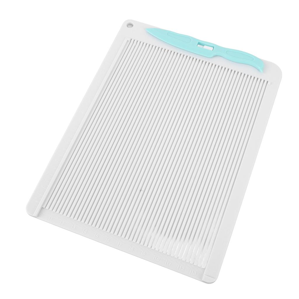 Instrument multifuncțional de marcat și de măsurat pentru fabricarea de plicuri pentru tablă de marcat pentru artizanat