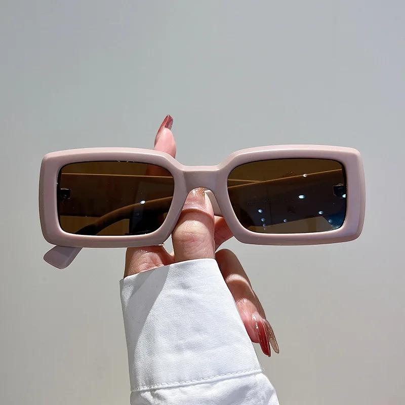 Retro Vierkante Zonnebril voor Dames Heren Nieuwe Mode Ontwerper Klein Montuur Y2K Zonnebril Trending Product Tinten UV400 Brillen