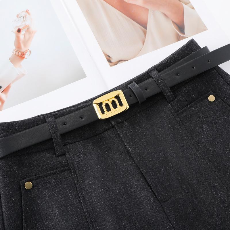 Women's Spring 2025 Casual A-line Suit Shorts - Loose, Wide-Leg, Four-Point Style