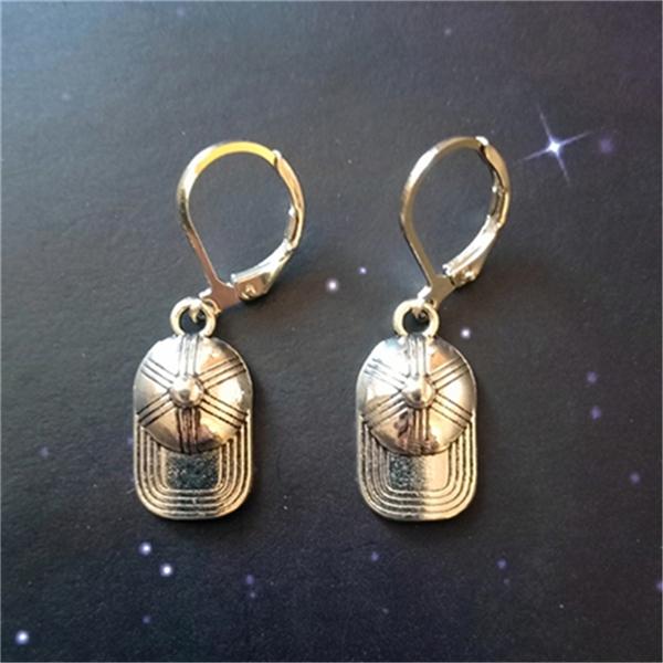 

Серьги с рычагом на спине, серьги-бабочки с шариковой кепкой, миниатюрная шляпа