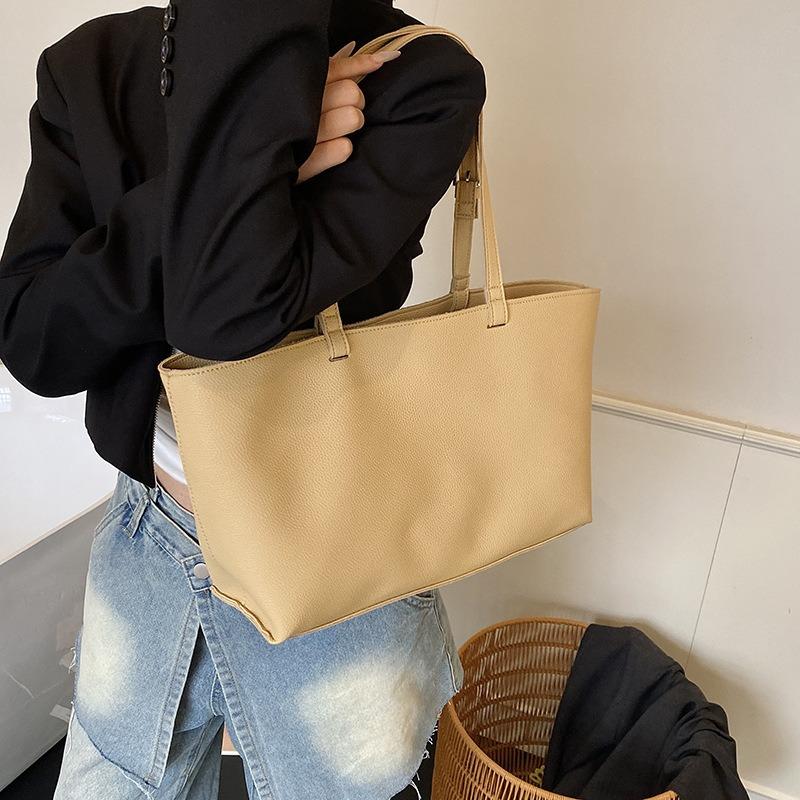Shoulder bag large capacity women's summer texture new portable women's commuter tote bag