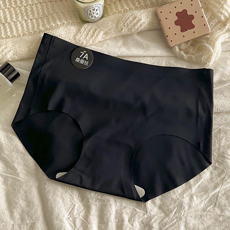 7A Mulberry Silk Seamless Mid-Waist Panties, Skin-friendly Japanese Style for Women, Young Girls, Students - Spring/Summer New Arrival.