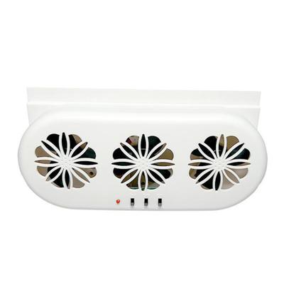Système de purification d'air de ventilateur de voiture à énergie solaire Dissipation de chaleur à grande vitesse Conception de grande ventilation Ventilateur éliminateur d'odeurs de refroidisseur de voiture