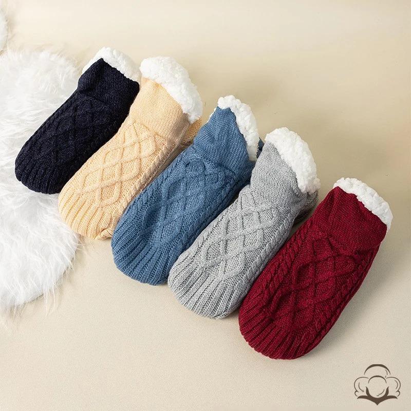 Fall and Winter Floor Socks Home Warm Women Men Socks Snow Sleep Carpet Slippers Men Non-slip Yoga Socks 2026