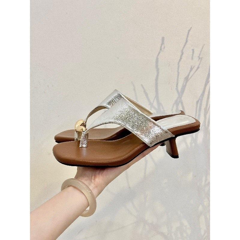 Fishing Hot Girl Feeling! Retro Square Head Set Toe Flip-flops Female Summer Metal Buckle Word with Thick Heel Sandals
