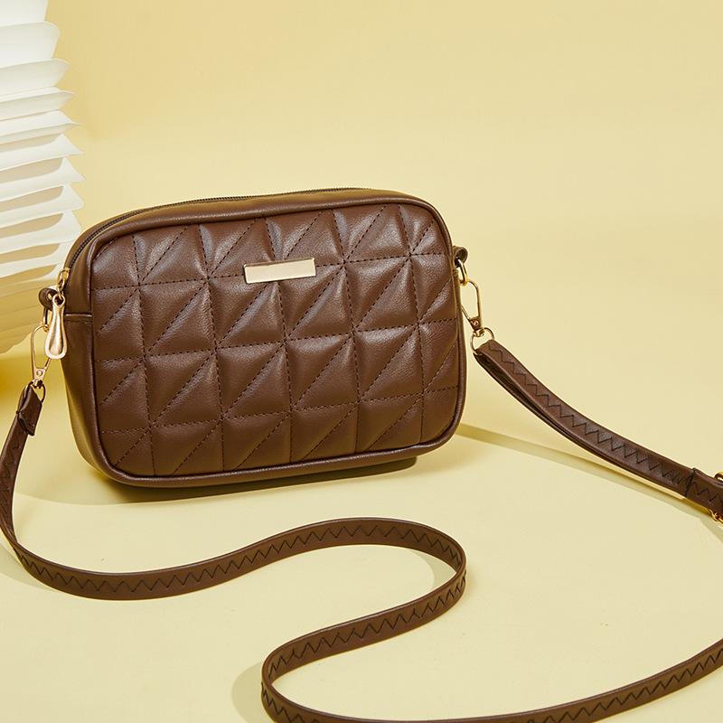 

PU Women s Bag Factory 2025 Hot Trendy Embroidery Plaid Crossbody Small Square Bag Stylish and Simple Mobile Phone Bag Camera Bag темно-коричневого