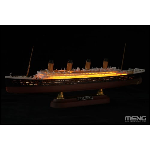 Meng Model 1/700 Titanic Luxury Cruise Ship Pre-Colored Plastic Model MPS008
