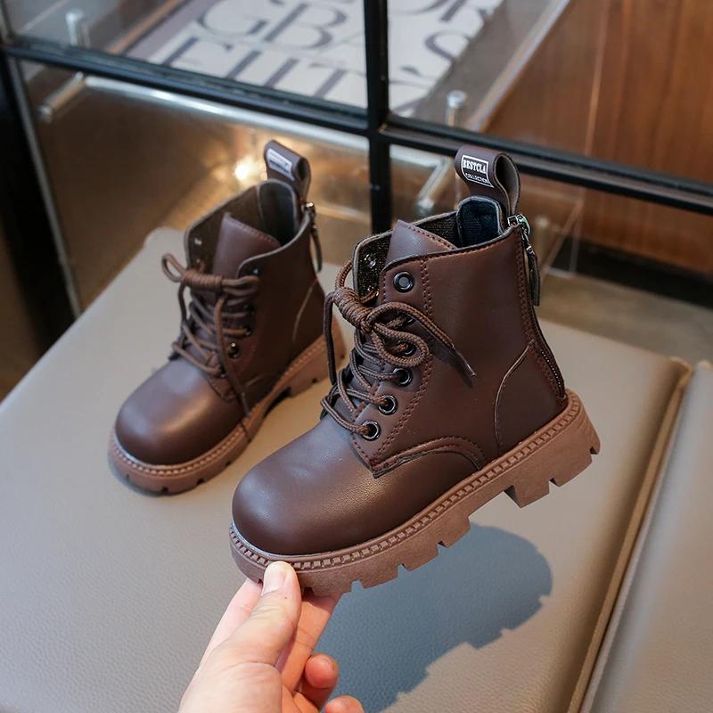 2024 New Children's Autumn Boots Solid Color Causal Black Boots for Girl Fashion Thick Bottom Versatile Kids Simple Ankle Boots