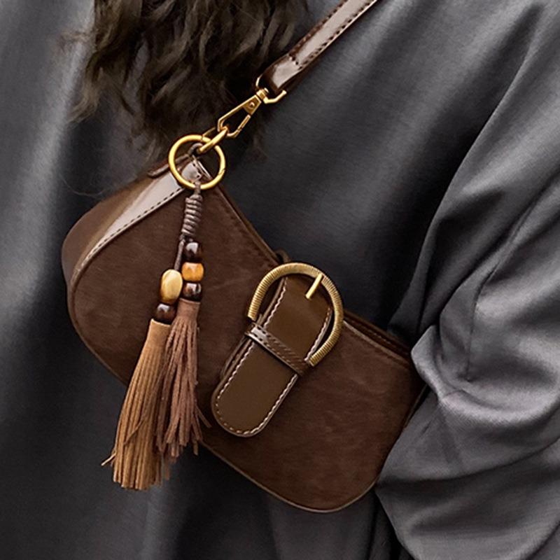 Niche retro Korean version underarm bag women's autumn new high-value fashion simple shoulder small bag