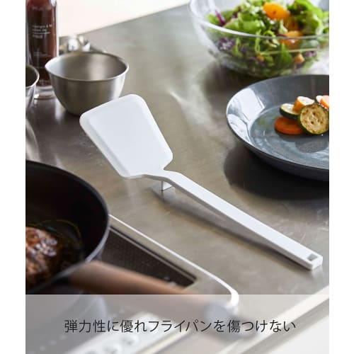 Yamazaki Tower Silicone Spatula, White, Approx. W9 X D4.5 X H31cm, Flexible for Easy Scooping, Heat-Resistant, Silicone, 5191