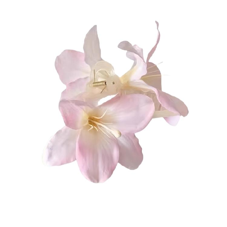 Eye Catching Flower Hair Clip Claw Elegant Floral Hair Accessories for Women with Realistic Design Stylish Hairpiece